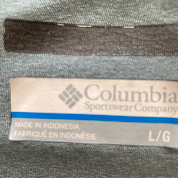 COLUMBIA GRAY GOLF/TENNIS TOP - Picture 7 of 7